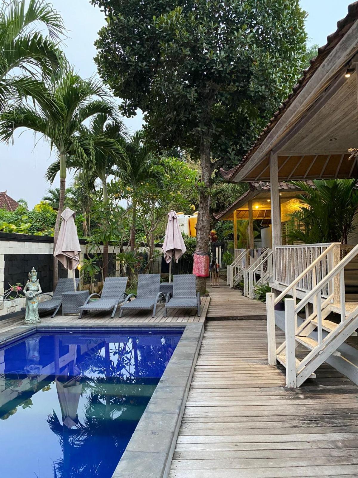 The Nichos Bungalows And Villas Nusa Lembongan  Exterior photo