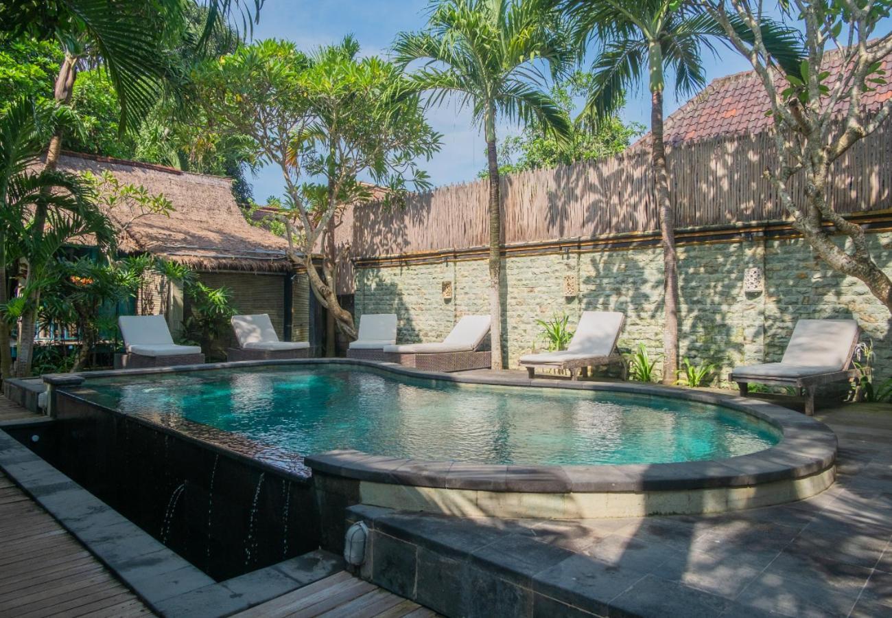 The Nichos Bungalows And Villas Nusa Lembongan  Exterior photo