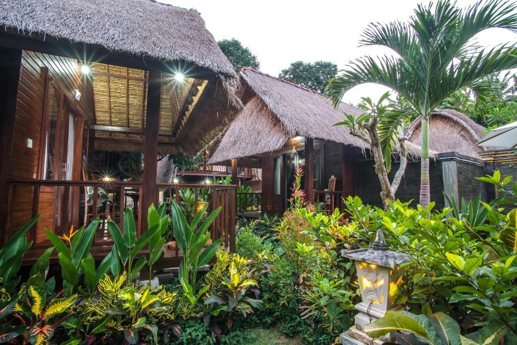 The Nichos Bungalows And Villas Nusa Lembongan  Exterior photo